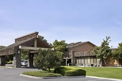 Image de 3 Pet-friendly Units Close to Gesa Carousel of Dreams! w\/ Onsite Pool, Parking