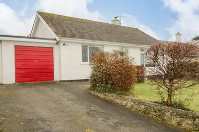 Image de 5 Breeze Hill, pet friendly, character holiday cottage in Benllech