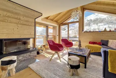 Image de Chalet moderne avec sauna près des pistes
