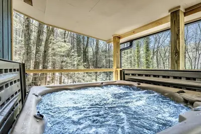 Image de The Cozy Cove, Near River, $1089 Free tickets each paid day, Dollywood and More!
