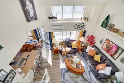 Image de Powerful Penthouse - Lake View