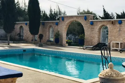Image de Wonderful Villa 4000m with Great & Big Pool, in Calm Place