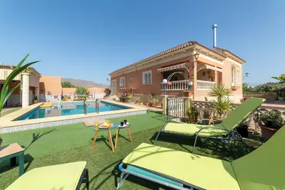 Image de Maison de vacances \"Villa Mansa\" avec vue sur les montagnes, piscine privée & Wi-Fi