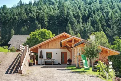Image de Maison de vacances 'Tholerhof' avec terrasse privée, jardin privé et Wi-Fi