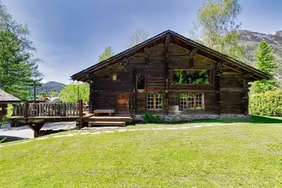 Image de 4br Traditional Chalet + Bbq