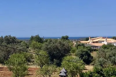 Image de Flower Country House Near the Sea