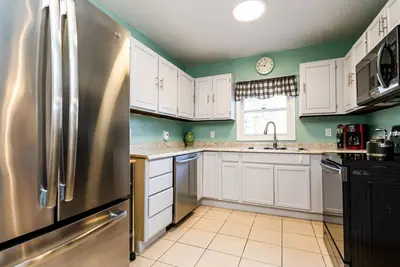 Image de Winter Getaway Special Rates! Cozy, Family-Friendly Home in Harbor Country!