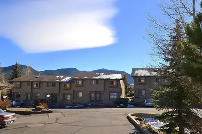 Image de Spacious Two-Level Condo with Spectacular Views Near Lake Estes