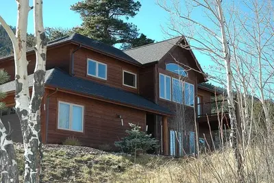 Image de Ypsilon - 3 bedroom home near Marys Lake