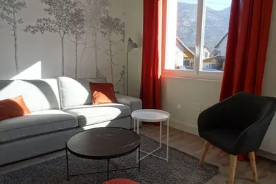 Image de T3 neuf 65m² lumineux, cœur Luchon, résidentiel, classé 3 étoiles