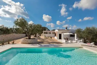 Image de Delightful Noci VIlla | 2 Bedrooms | Villa Irma | Beautiful Pool Area | Short Drive to Centre | Puglia
