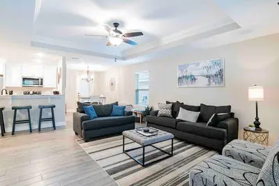 Image de 17th Ave #A~quiet~cozy~Milton Fl