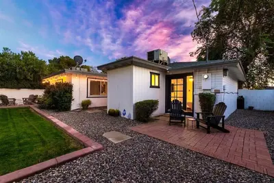 Image de New! Pet Friendly Home with Porch & Large Yard