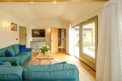 Image de Alde Bay Farm - Oyster Catcher - sleeps 4 guests in 2 bedrooms