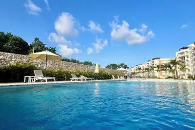 Image de Brand new condo near beach\/city