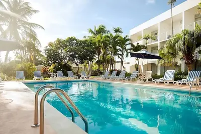 Image de 4 Upscale Units Close to Harrison's Cave Eco-Adventure Park! Free Parking, Pool