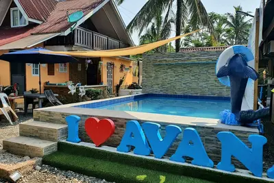 Image de A modern villa few steps from the beach with pool