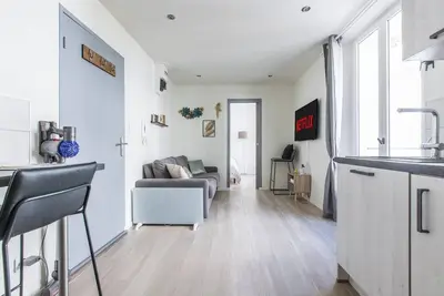 Image de Cute affordable 1-br minutes from Cannes Center
