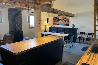 Image de Appartement rénové 8 pers. au cœur de Montchavin, proche pistes et commerces.