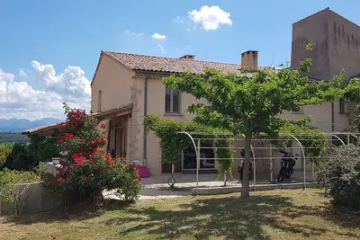 Image de Maison de caractère en pleine campagne avec vue imprenable