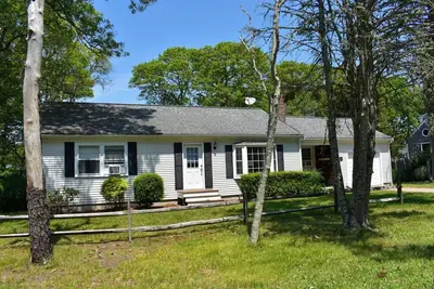 Image de Charming three bedroom home, only 2 miles to Jackknife Beach in Chatham