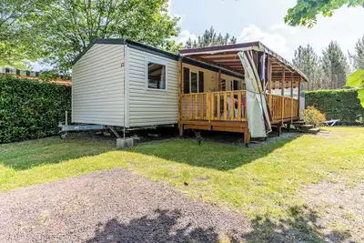 Image de Mobilehome Bernard climatisé avec un parc aquatique