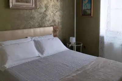 Image de 75sqm of pure hospitality Suitable for families with pets or singles.