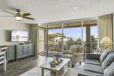Image de 1br Condo with Balcony, Gulf Breezes + 3 Resort Pools | Magnolia House 106