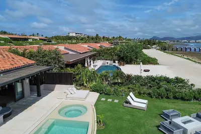 Image de Hermosa in Porta Fortuna by Personal Villas - Oceanfront, Premier Membership