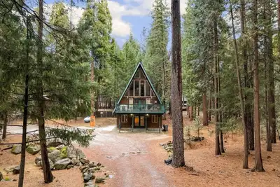 Image de Lassen A-Frame Cabin w\/ Hot Tub
