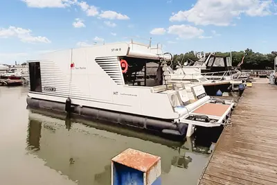 Image de Magnifique bateau Ă Neuruppin avec.