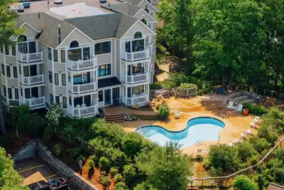 Image de Stony Brook 24 | Top Floor, Heated Pool, Lake Michigan View