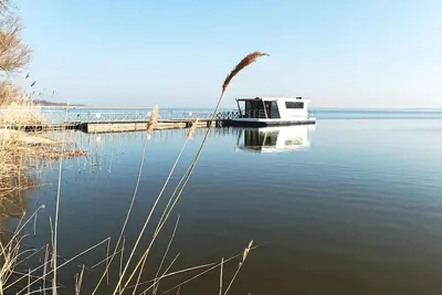 Image de Bateau de 2 chambres en bord de mer Ă .