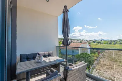 Image de Superbe appartement 1 chambre Ă Jezera