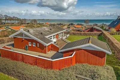 Image de Belle maison à Sjølund avec sauna