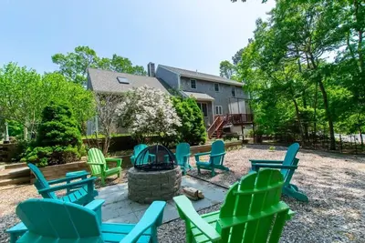 Image de Fire Pit, Walk to Long Pond, Dogs Welcome!