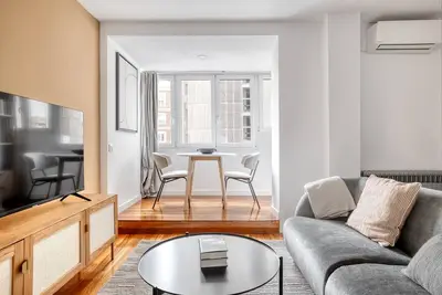 Image de Lovely Ibiza 1br w/ Doorman nr El Retiro Park, by Blueground