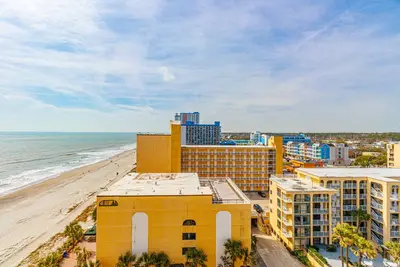 Image de Recently Updated Ocean View Condo! Perfect for 2-4 Guests! Sea Mist 51113