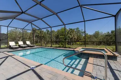 Image de Luxury Contemporary Style House on Charlotte Harbor Area, Charlotte County House 5821
