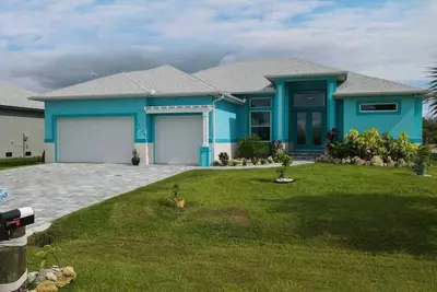 Image de Luxury Contemporary Style House on Charlotte Harbor Area, Charlotte County House 5841
