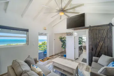Image de Santa Clara Cottage @ The Lookout > Beachfront w\/Ac