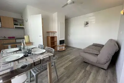 Image de Appartement avec Balcon, Parking, Piscine - Proche Plage des Minimes, La Rochelle