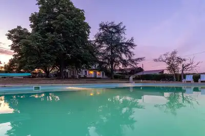 Image de Spacious Maison de Campagne with Pool