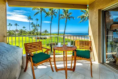 Image de Menehune Shores #220 – Beachside Bliss with Panoramic Ocean Views