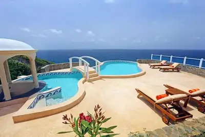 Image de Equinox in Sea Breeze Hills by Personal Villas - Ideal for Honeymoon or Family