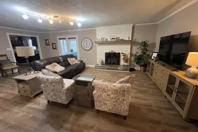 Image de Convenient Location-Private watch the sun come up over a beautiful pasture