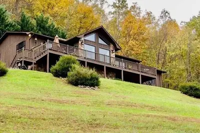 Image de Secluded Mountain Top Cabin | Fire Pit | Fireplace