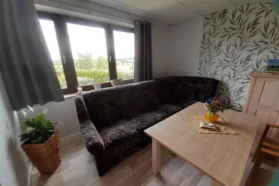 Image de Enjoy your stay with up to 2 people in our approx. 36 m² apartment. Parking space, terrace in the courtyard for a relaxed barbecue evening!