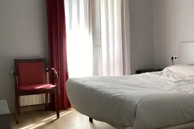 Image de posh and comfortable hotel ensuite room in Ordino, Andorra