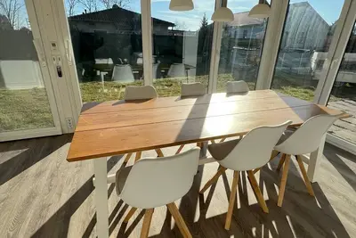 Image de Modern bungalow between forest and lakes